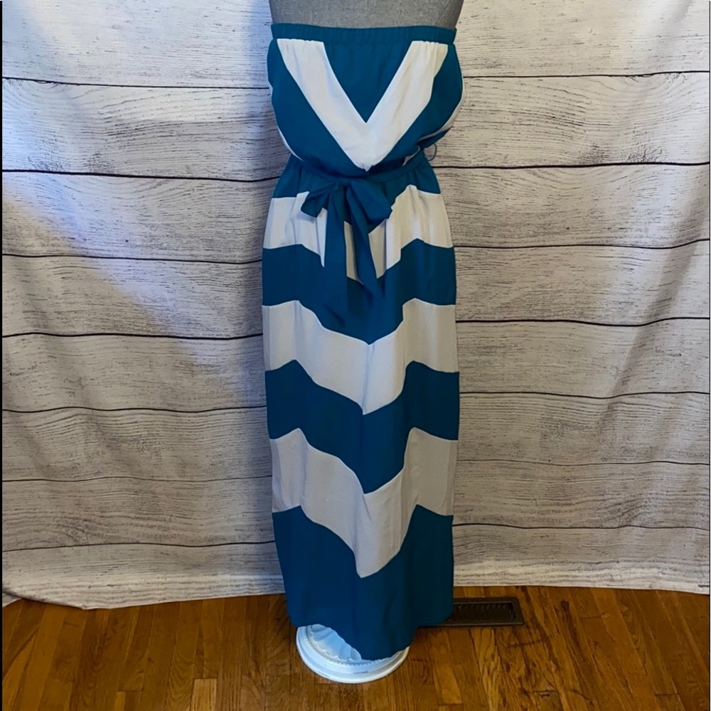 Marineblu Turquoise/Gray Chevron Stripes Dress
